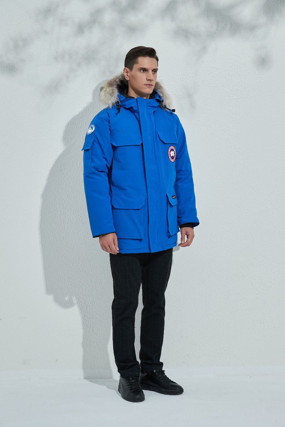 Can*a Go*e coat-201