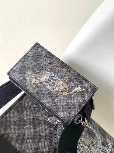 LV Handbags AAA(Men)-076