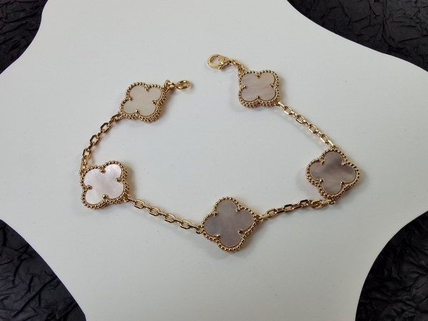 V*n Cl**f & Ar**ls bracelet(19cm)-005