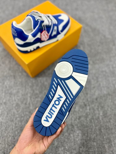 LV Shoes(AAA)-815