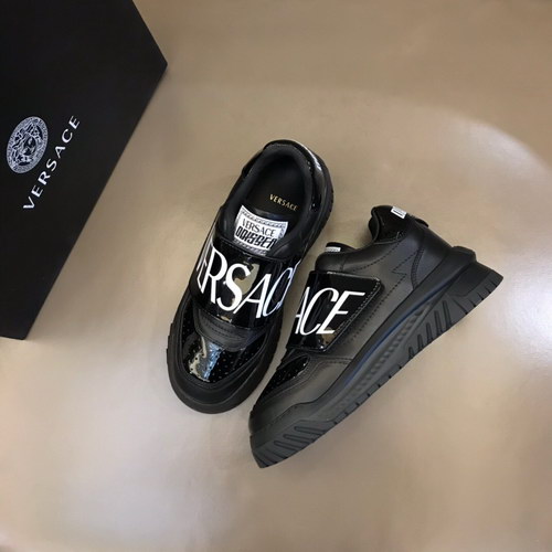 Versace Shoes(AAA)-181