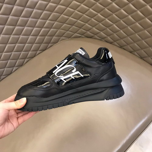 Versace Shoes(AAA)-181
