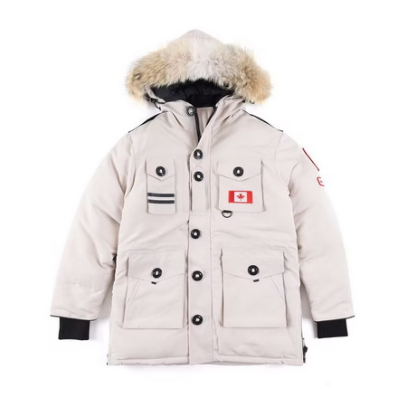 Can*a Go*e coat-207