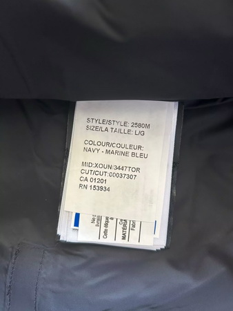 Can*a Go*e coat (e30)-222