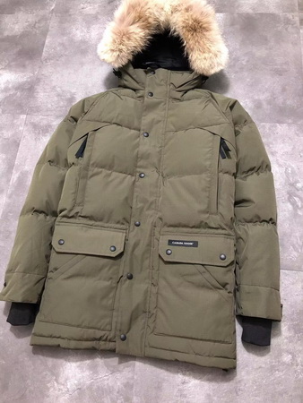Can*a Go*e coat (e30)-225