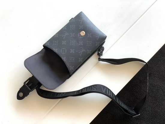 LV Handbags AAA(Men)-100
