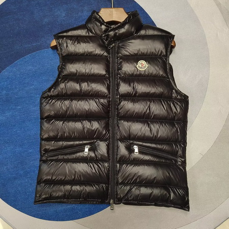 Moncler Vest Coat-024A