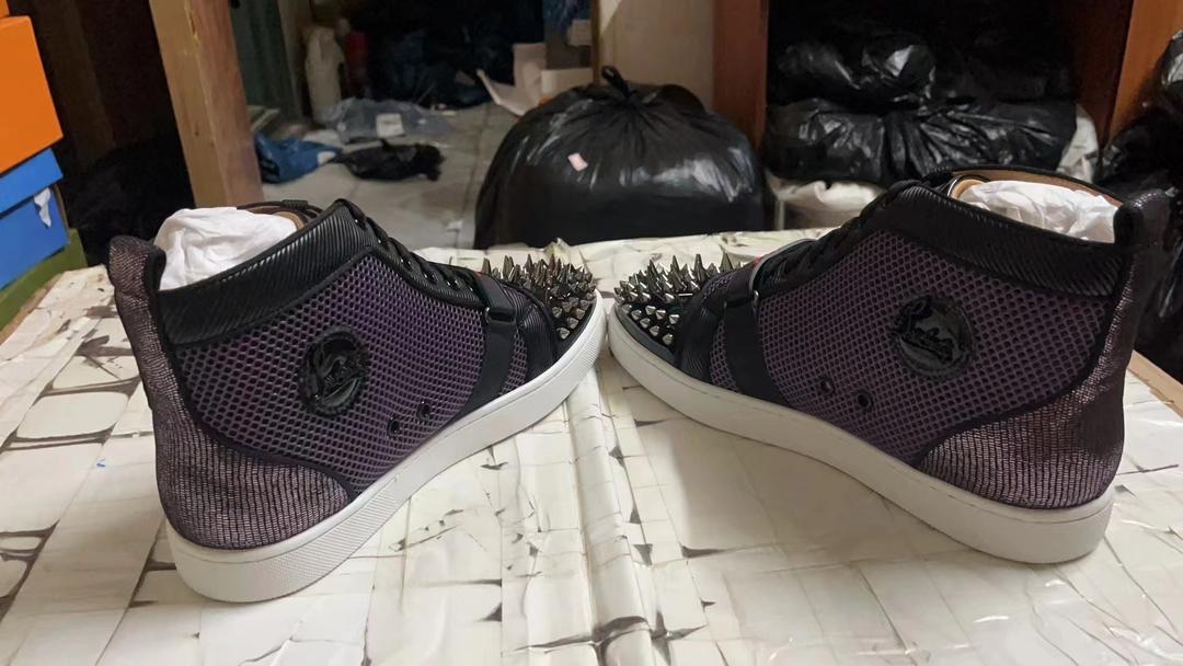 CL Men Shoes-543