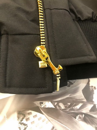 Moose Knuckles Coat-013