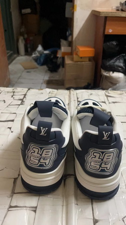 LV Shoes(AAAA)-911