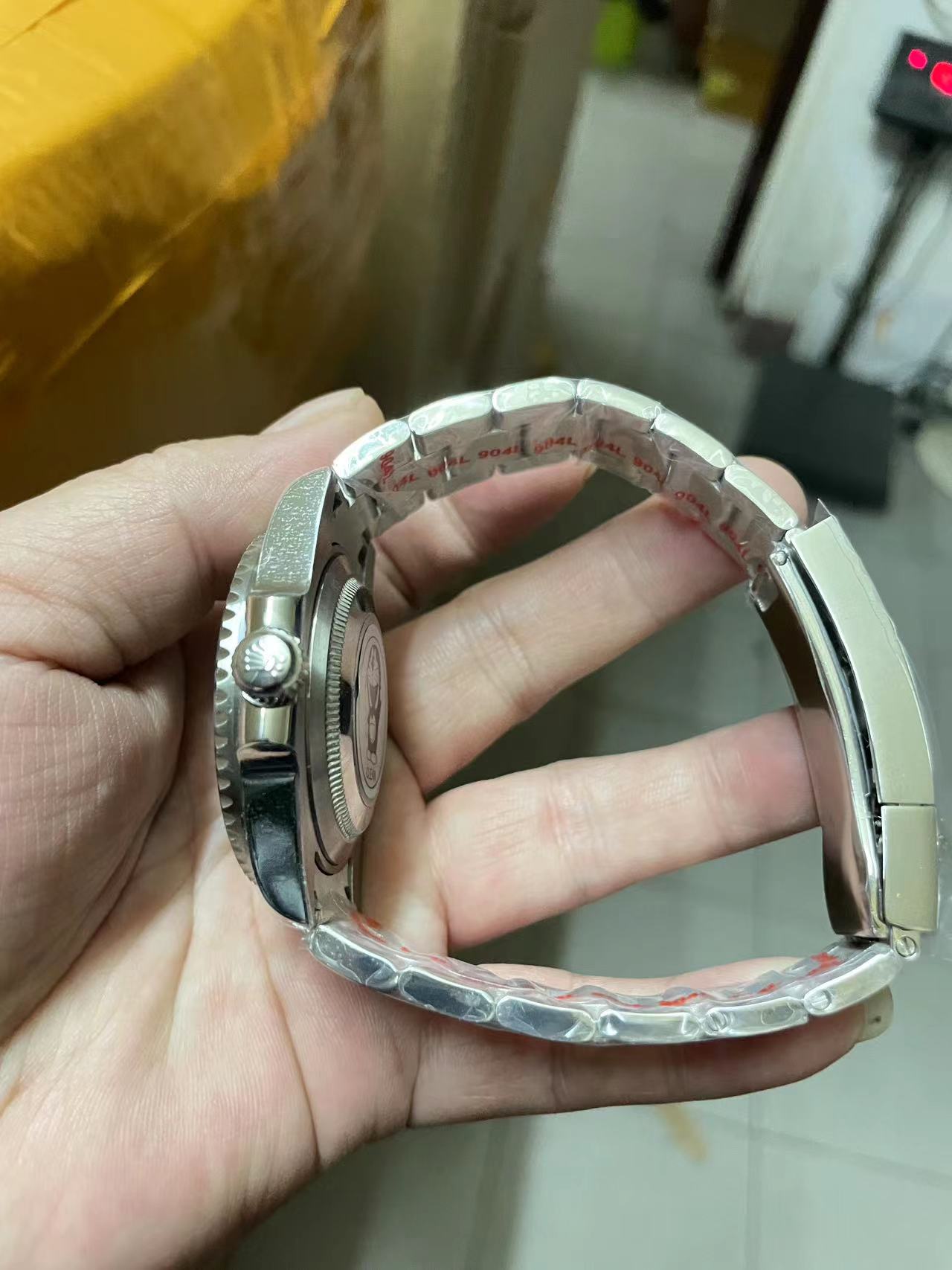 R*l*x watches(aaa)-147