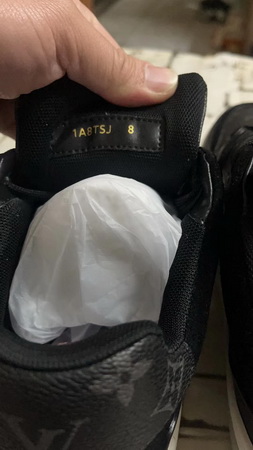LV Shoes(AAAA)-912