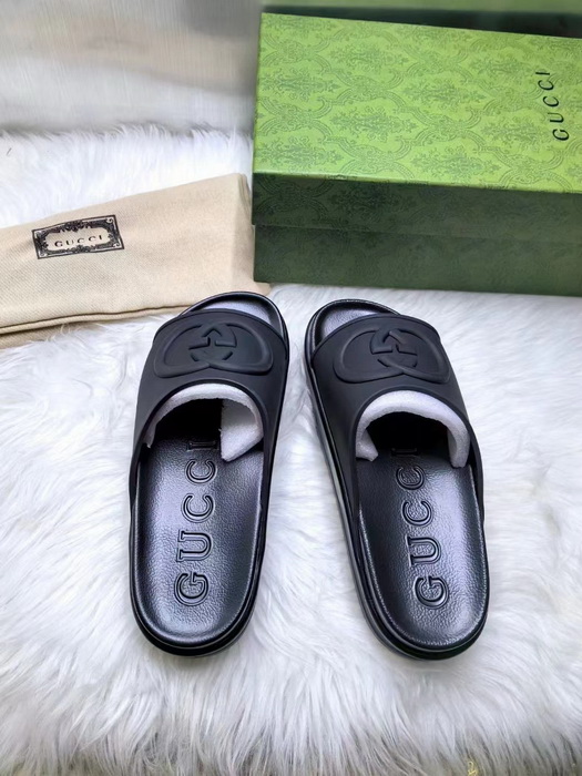 G*u*i slippers(aaa)-439