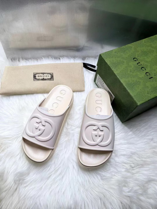 G*u*i slippers(aaa)-440