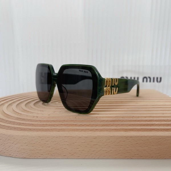 M*um*u-374