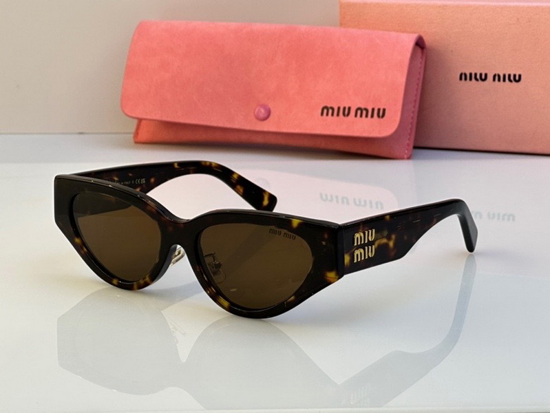 M*um*u-234