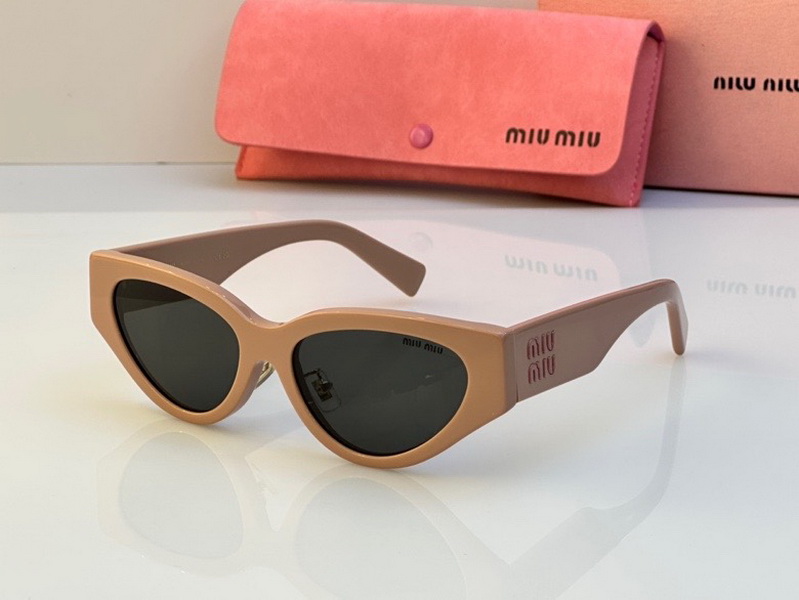 M*um*u-233