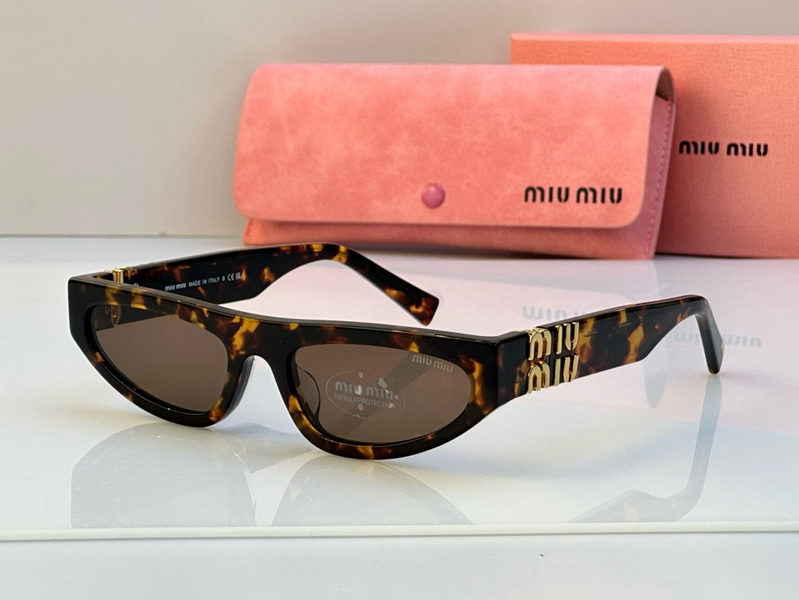 M*um*u-196
