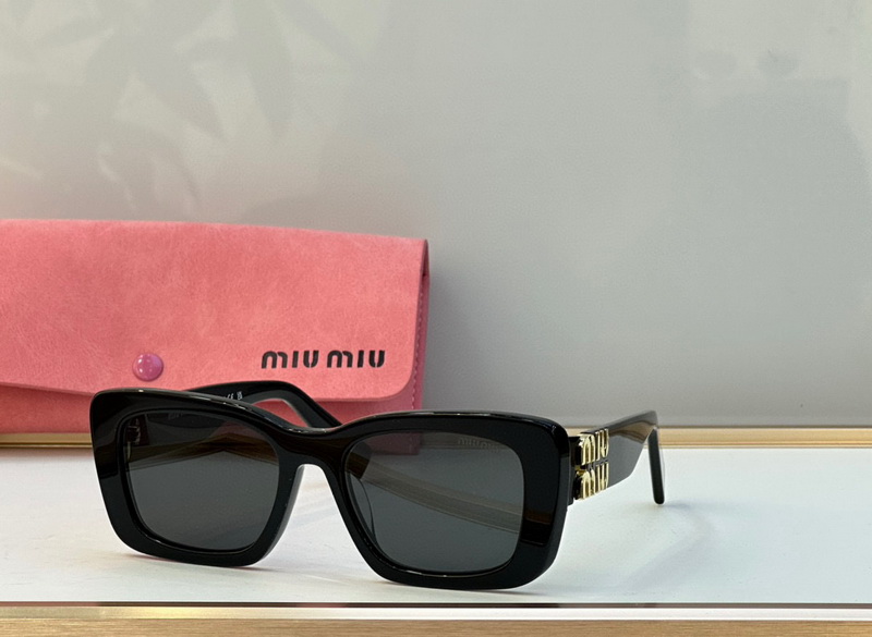 M*um*u-016