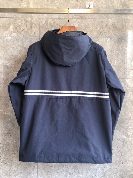 Can*a Go*e jacket-004