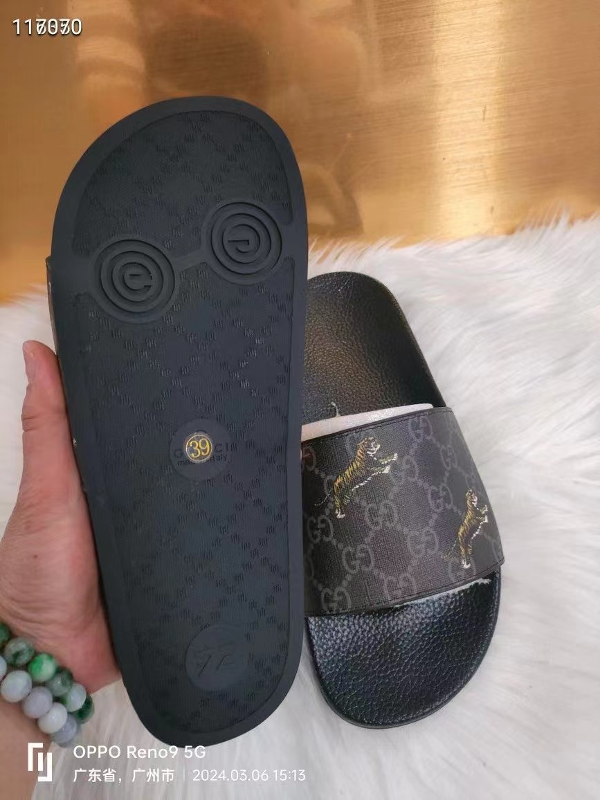 G*u*i slippers(aaa)-462