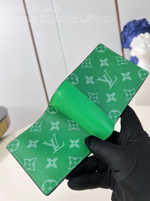LV Wallets AAA(Men)-044