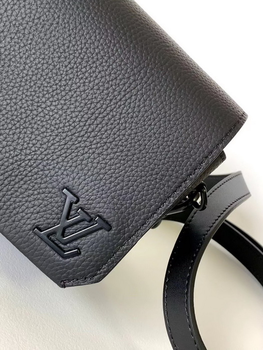 LV Handbags AAA(Men)-132