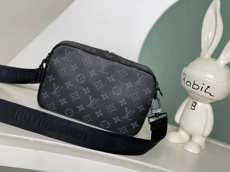 LV Handbags AAAA(Men)-138