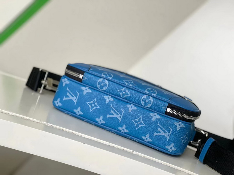 LV Handbags AAA(Men)-137