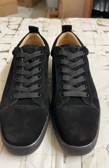 CL Men Shoes-557