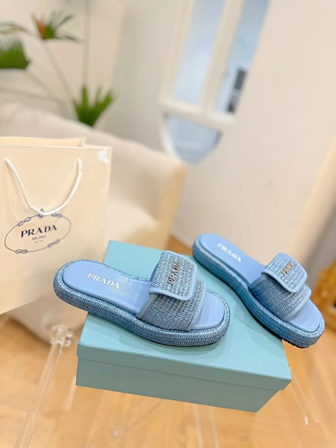 Pra*a slippers women(aaa)-006