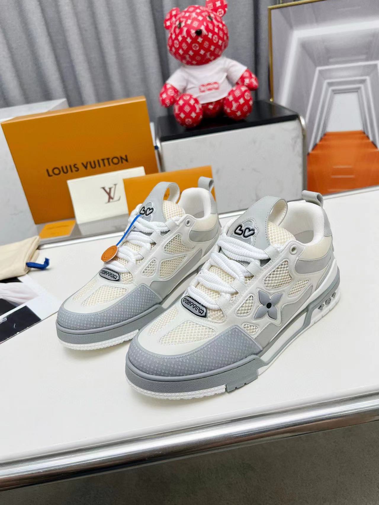 LV Shoes(AAA)-945