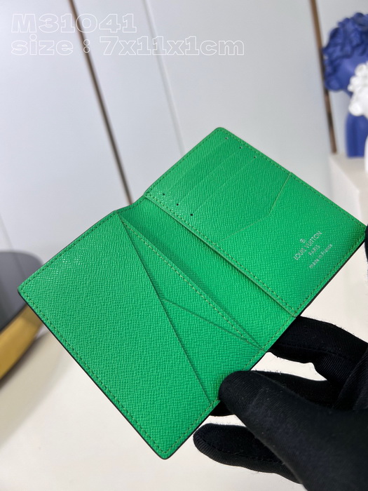 LV Wallets AAA(Men)-039