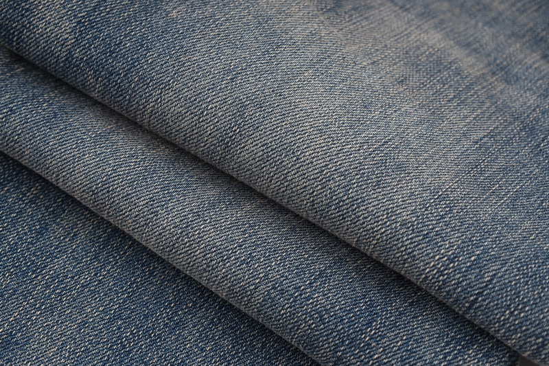 G*u*i jeans-004