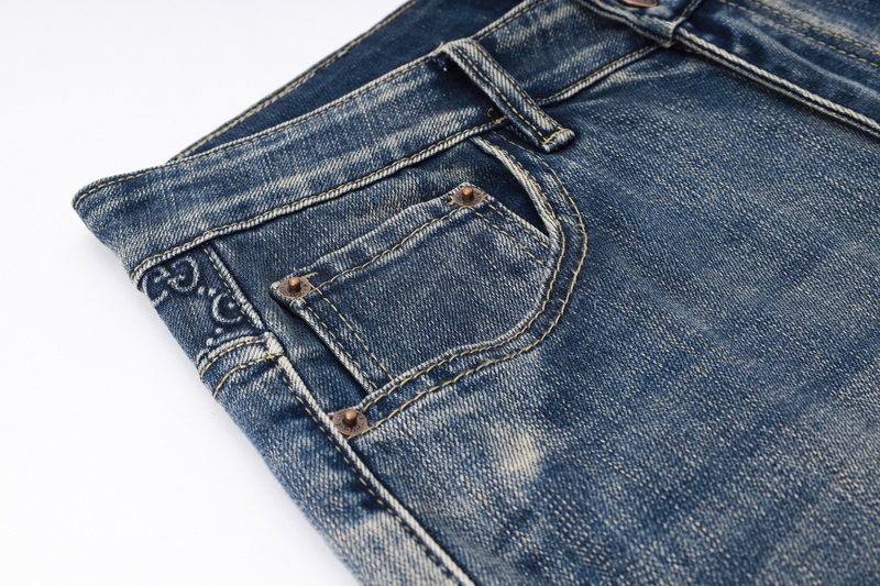 G*u*i jeans-004
