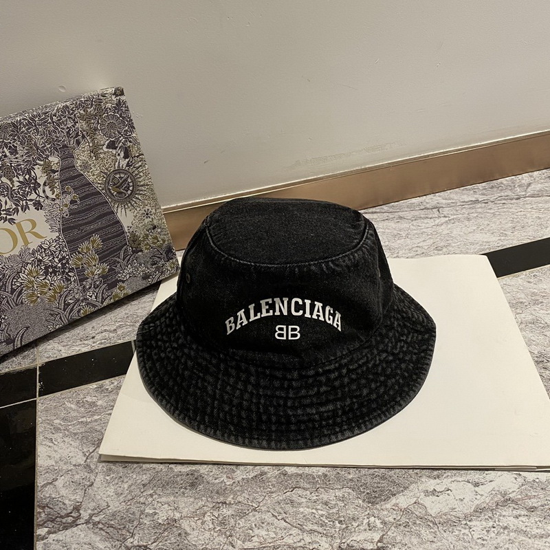 Ba*len*cia*ga cap-240