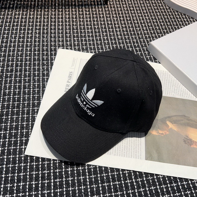 Ba*len*cia*ga cap-260
