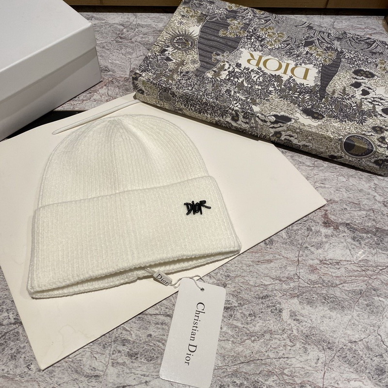 D*or beanies-023