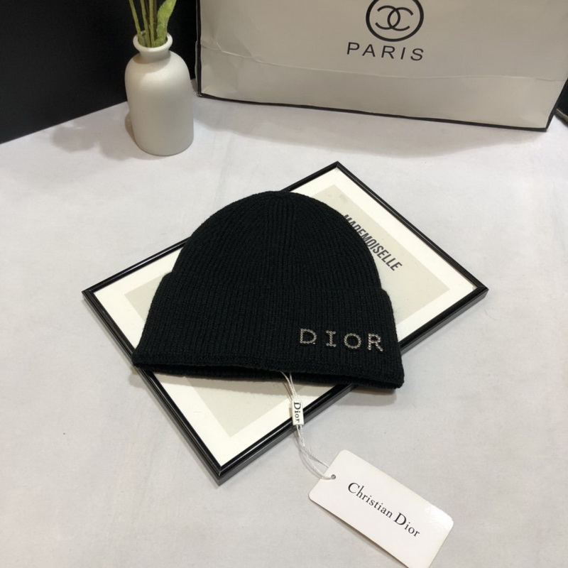 D*or beanies-030