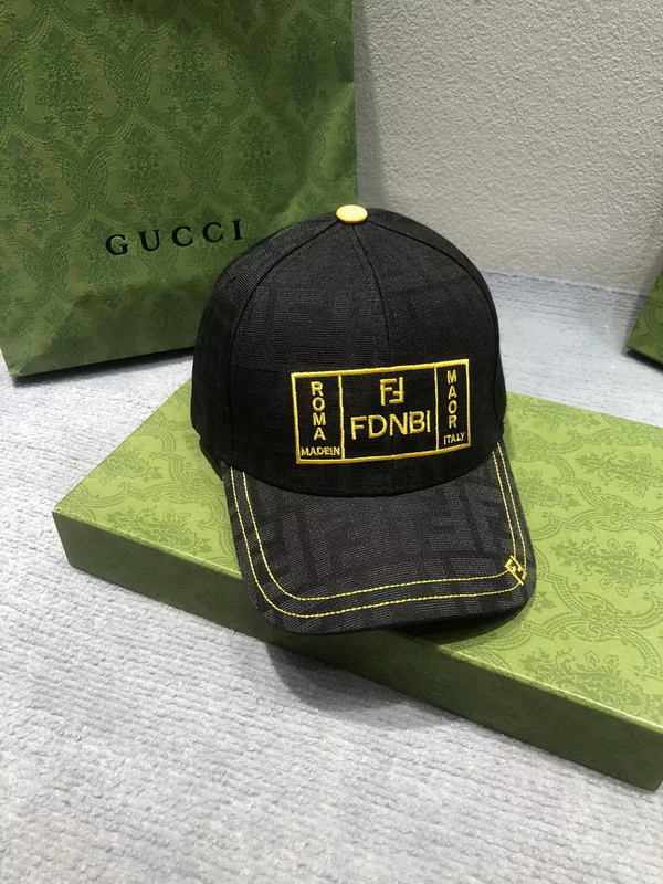 F**di cap-069