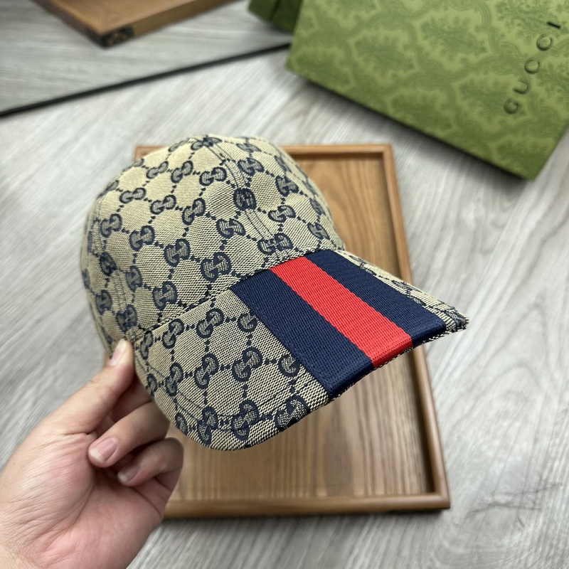 G*u*i cap-335