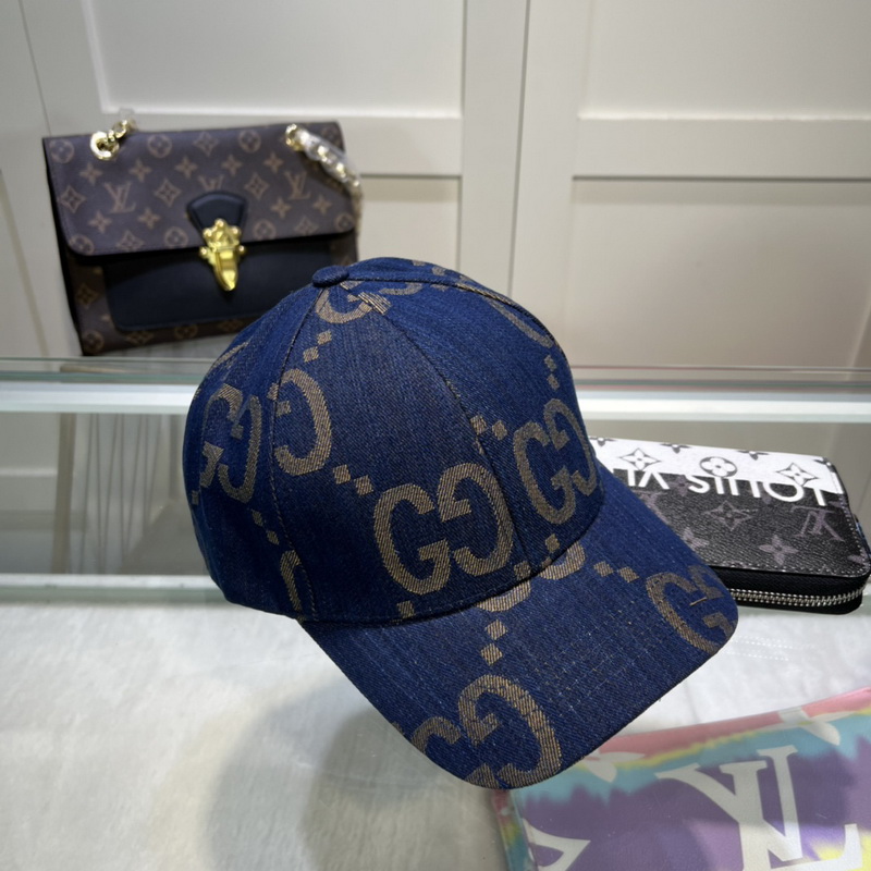 G*u*i cap-396