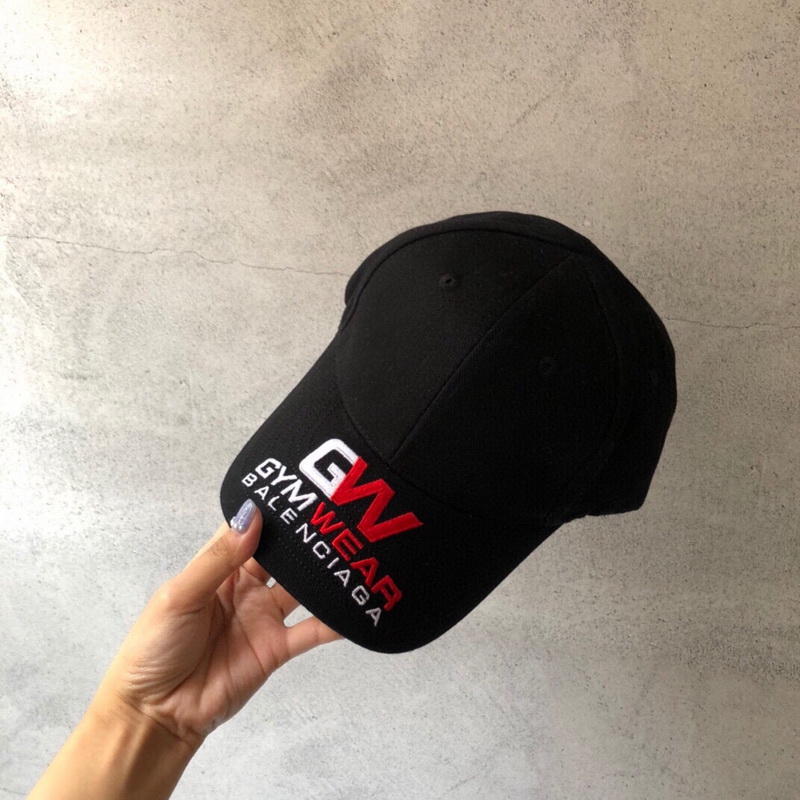 G*u*i cap-413