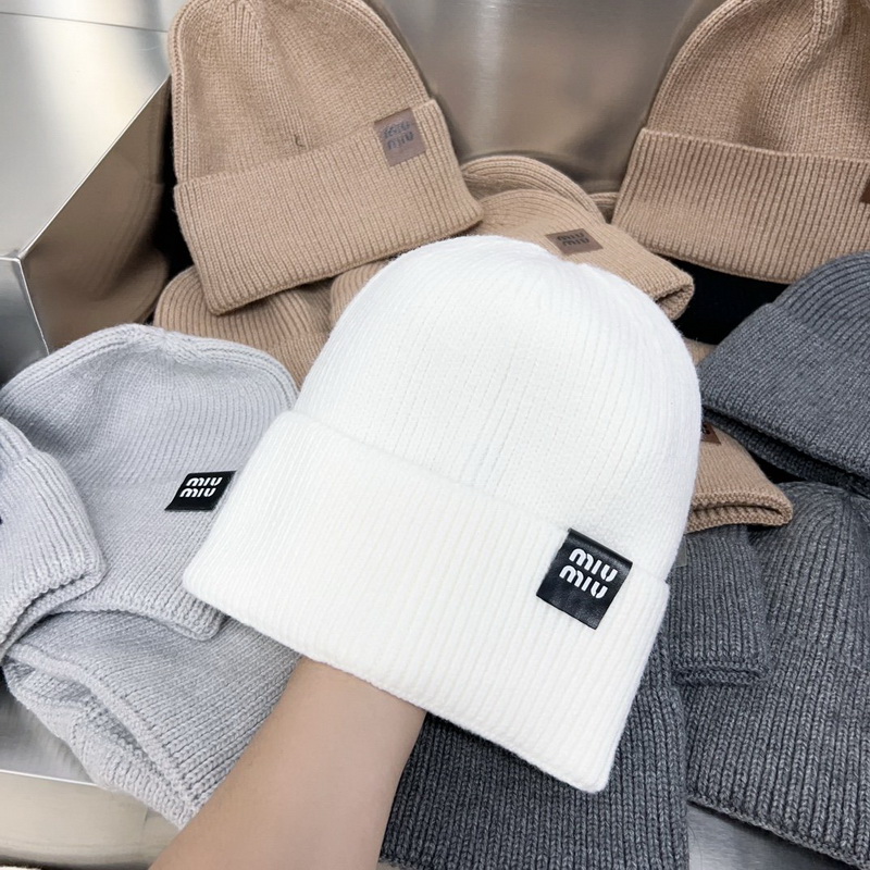 M*um*u beanies-038