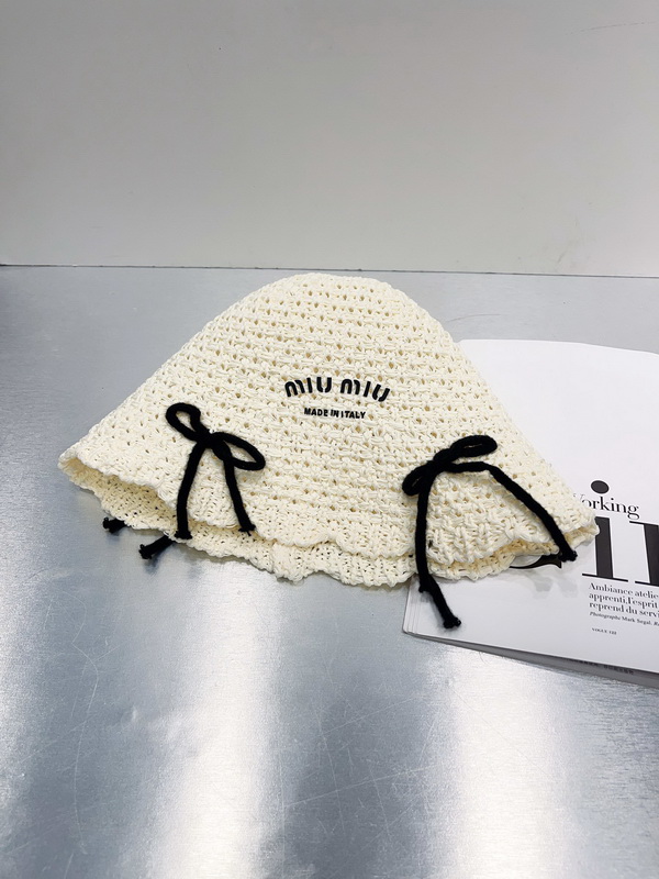 M*um*u beanies-055