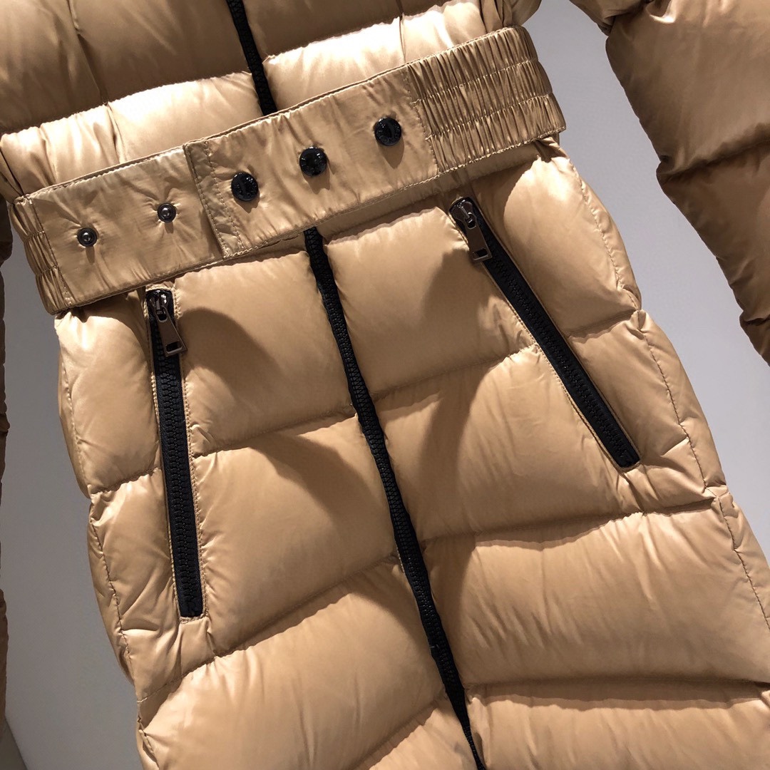 Moncler Coat(Women)-011