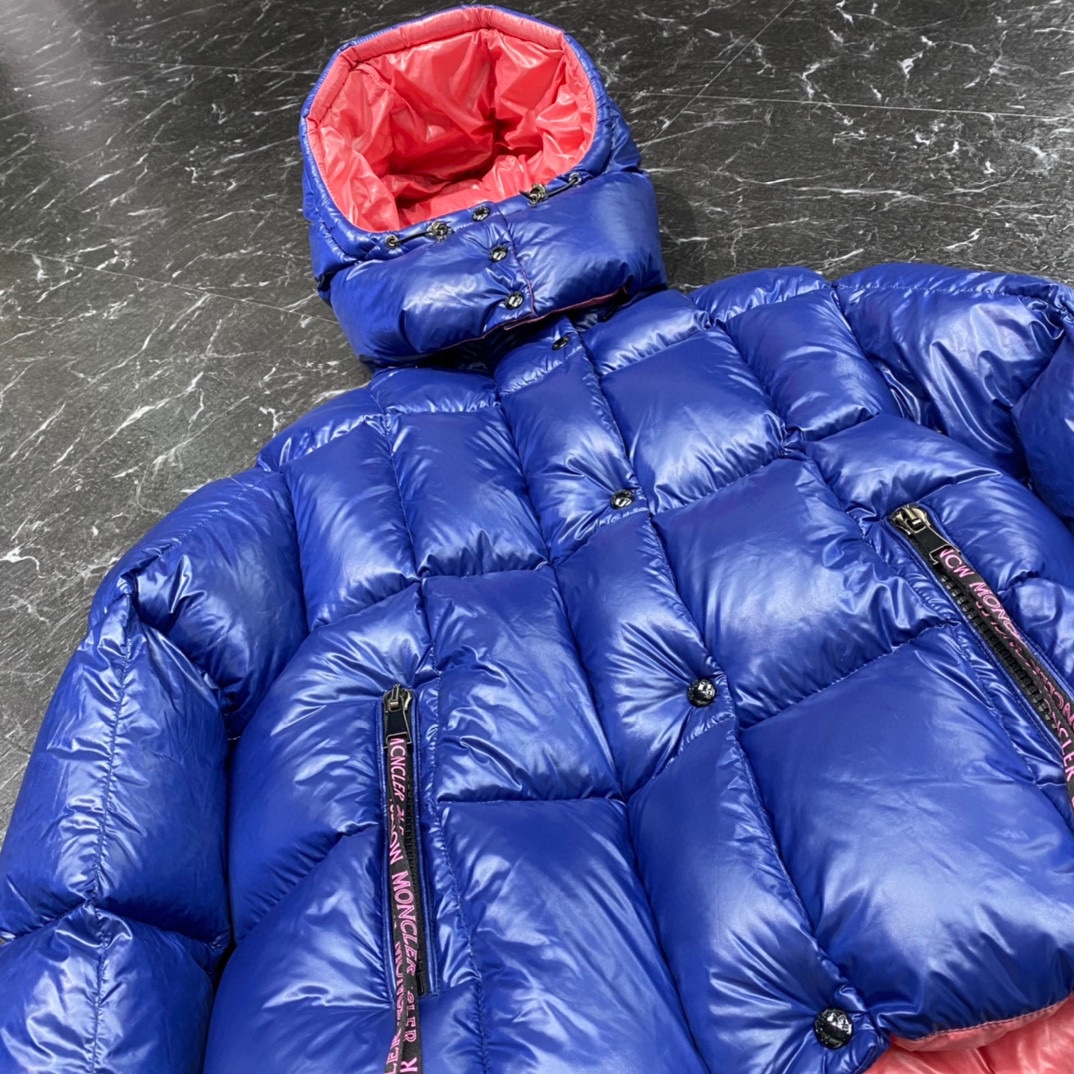 Moncler Coat(Women)-013