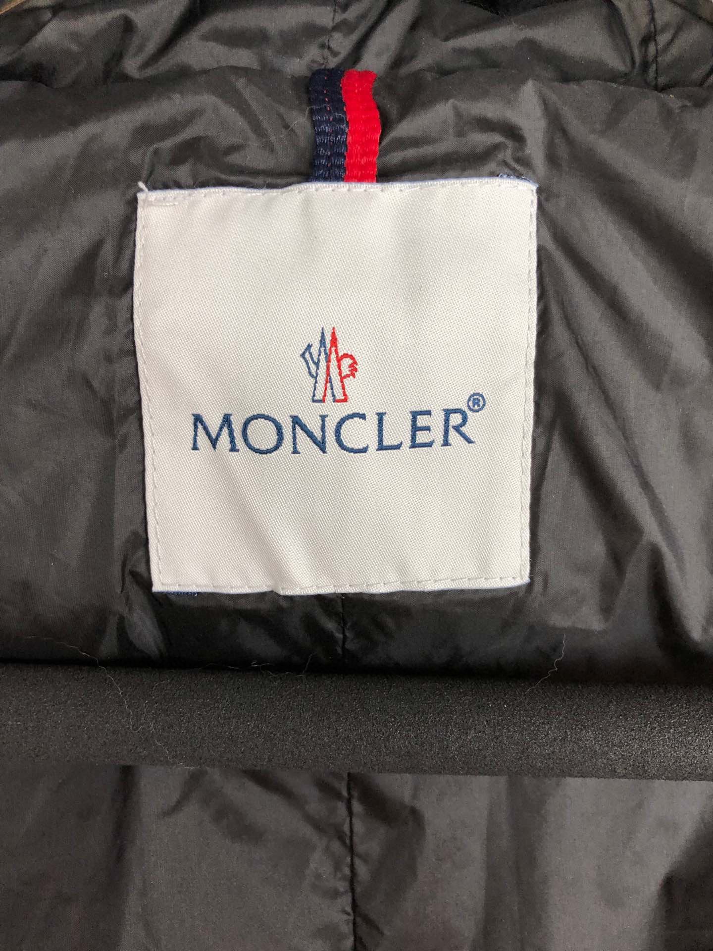 Moncler Coat(Women)-067