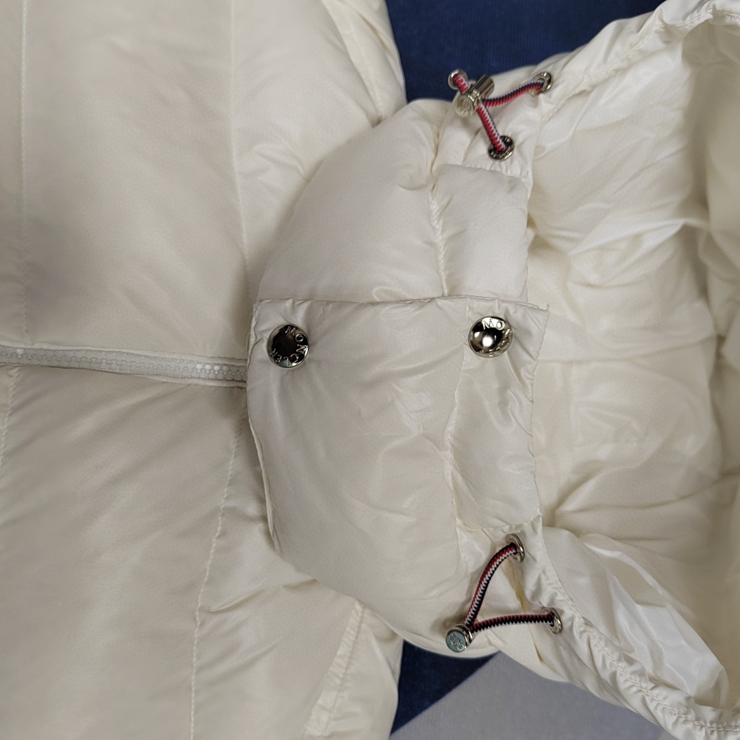 Moncler Coat-153