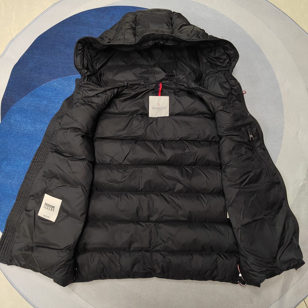 Moncler Vest Coat-027